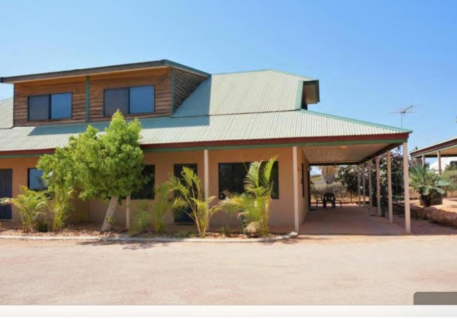 The Ningaloo Breeze Villa 5 Exmouth Exterior photo